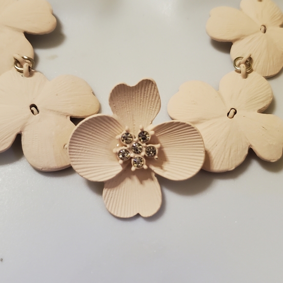 What a cutie - Picture 2 of 5